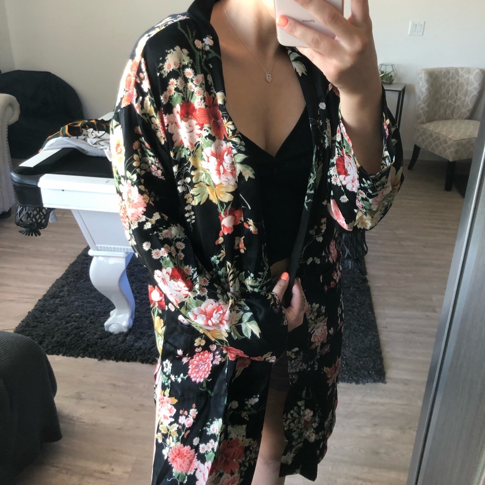 Floral kimono